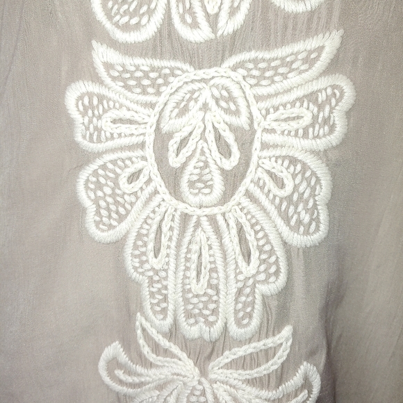 😘🌼Union of Angels off shoulder dress - Picture 8 of 16